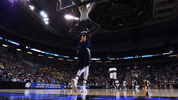 Mamadou Ndiaye UC-Irvine NCAA